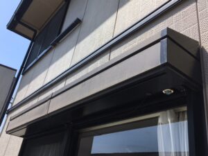 シャッターボックスの色あせと経年劣化|京都市H様邸