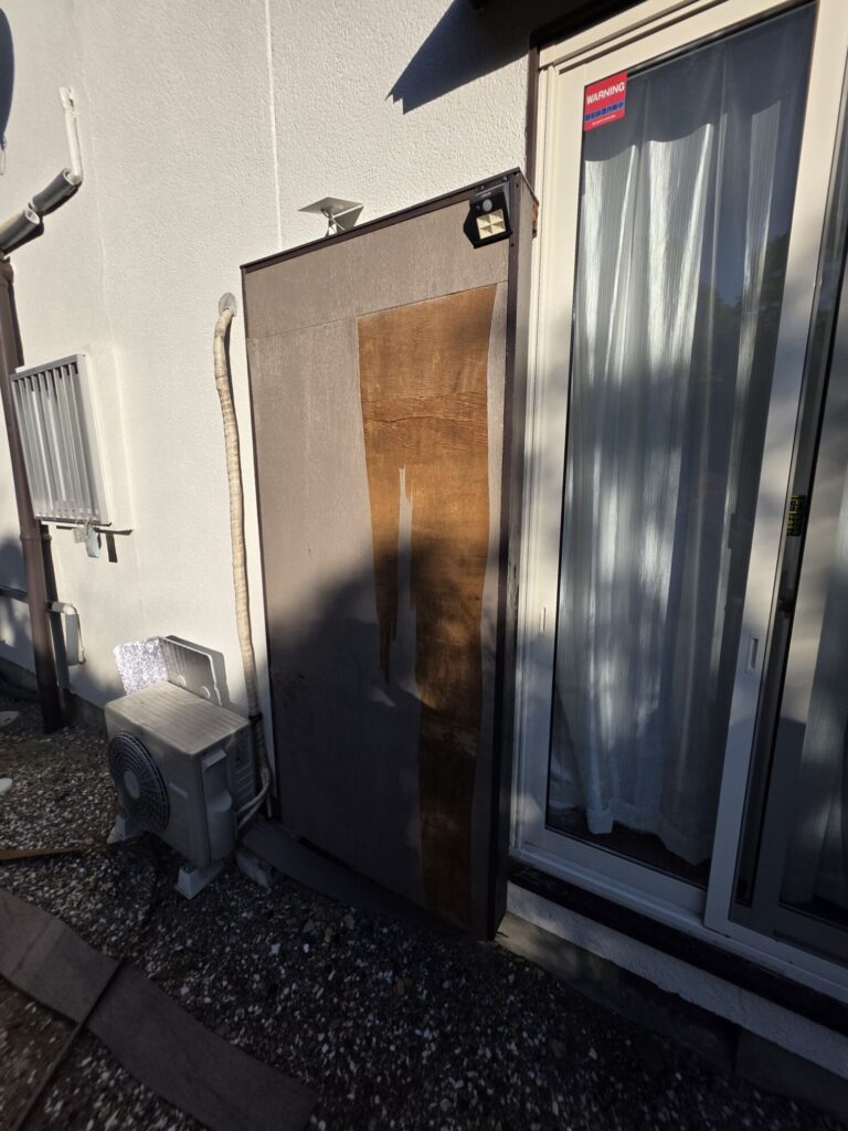 南丹市｜戸袋撤去・板金被せ工事｜劣化した木製戸袋を補修